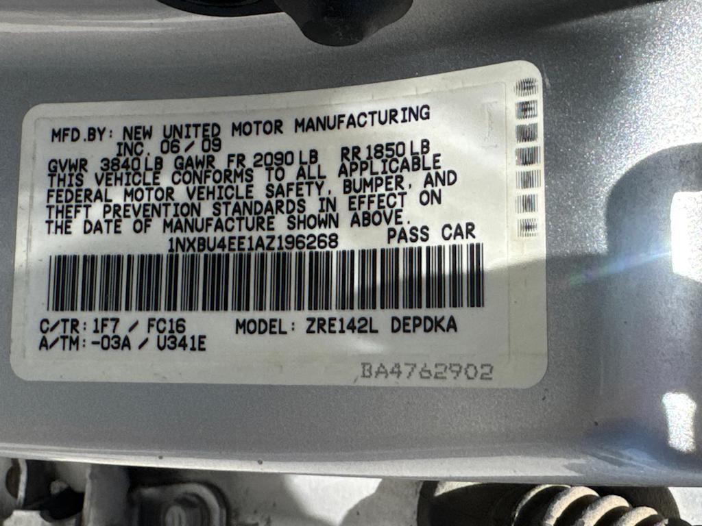 Thumbnail: 2010 Toyota Corolla - 21