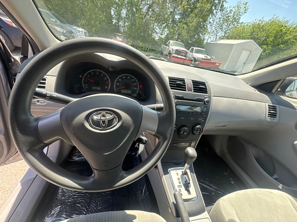 Thumbnail: 2010 Toyota Corolla - 2