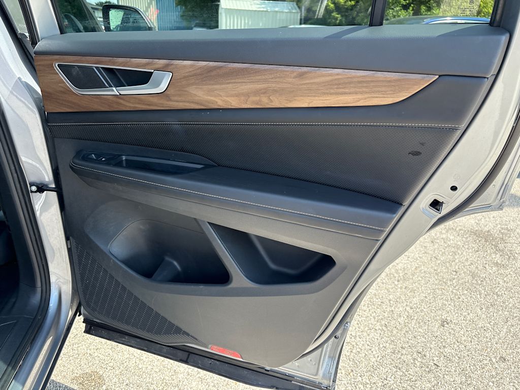 Thumbnail: 2024 Volkswagen Atlas - 19