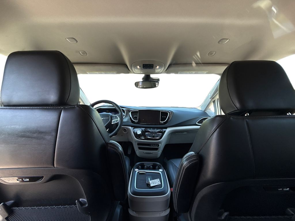 Thumbnail: 2024 Chrysler Pacifica - 2