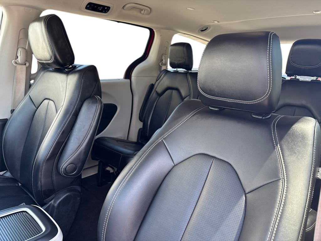 Thumbnail: 2024 Chrysler Pacifica - 8