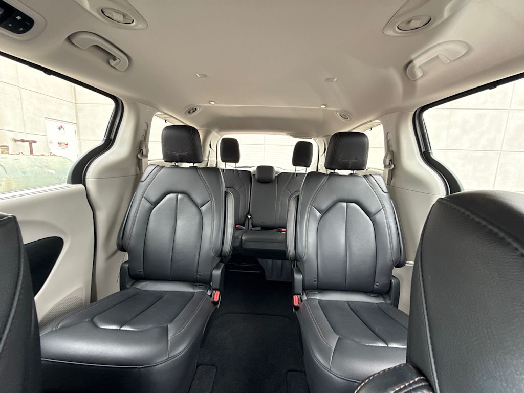 Thumbnail: 2019 Chrysler Pacifica - 23