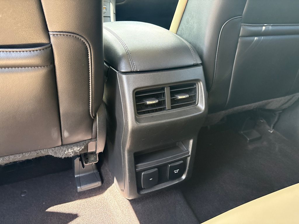 Thumbnail: 2020 Ford Edge - 17