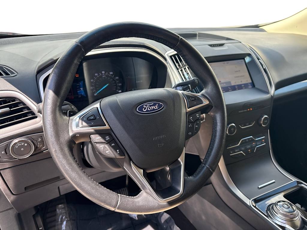 Thumbnail: 2020 Ford Edge - 2