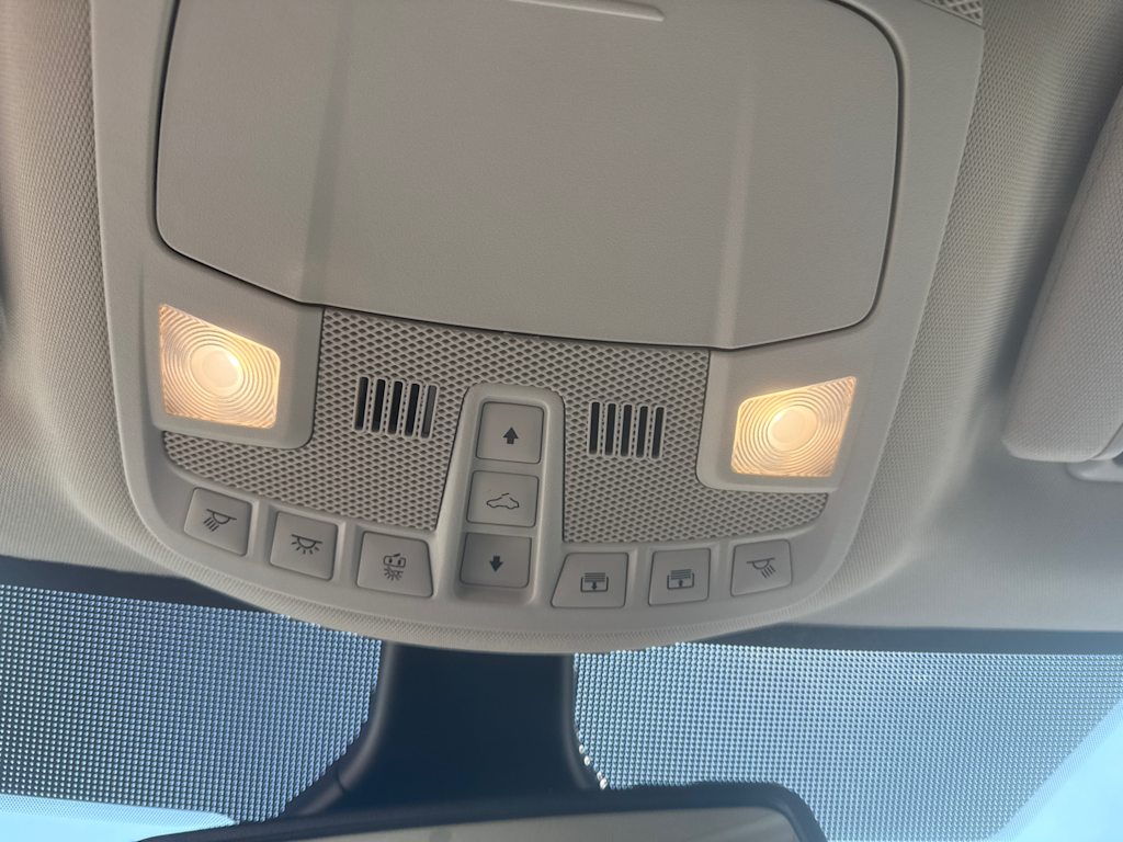 Thumbnail: 2022 Ford Edge - 20