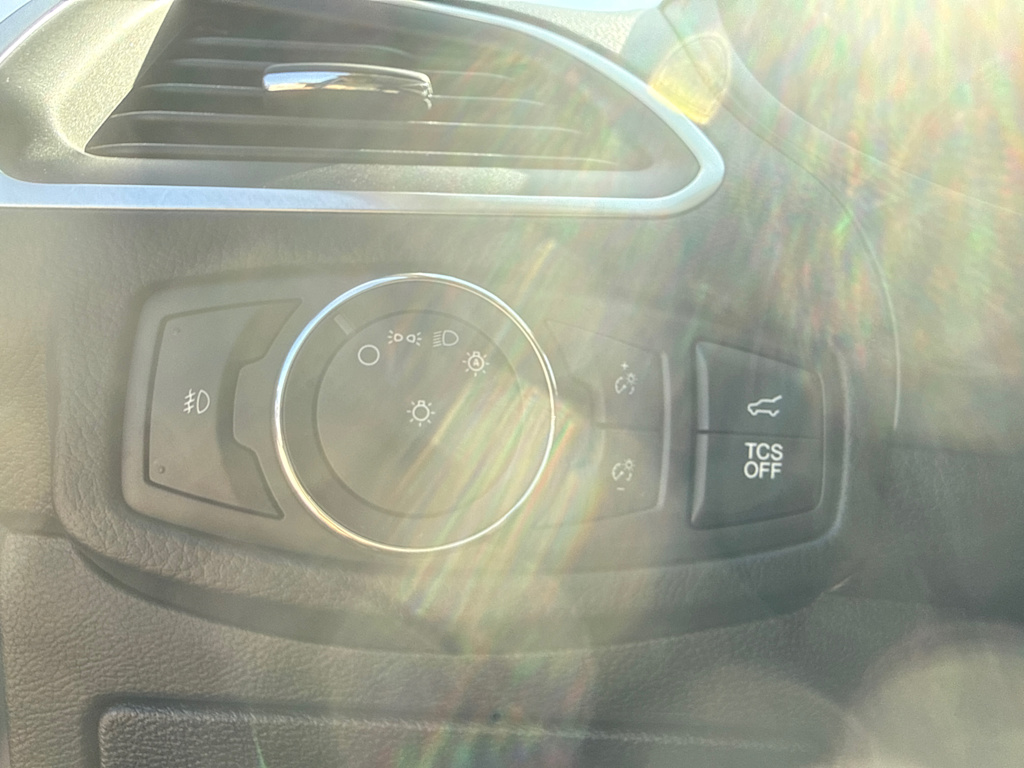 Thumbnail: 2022 Ford Edge - 19