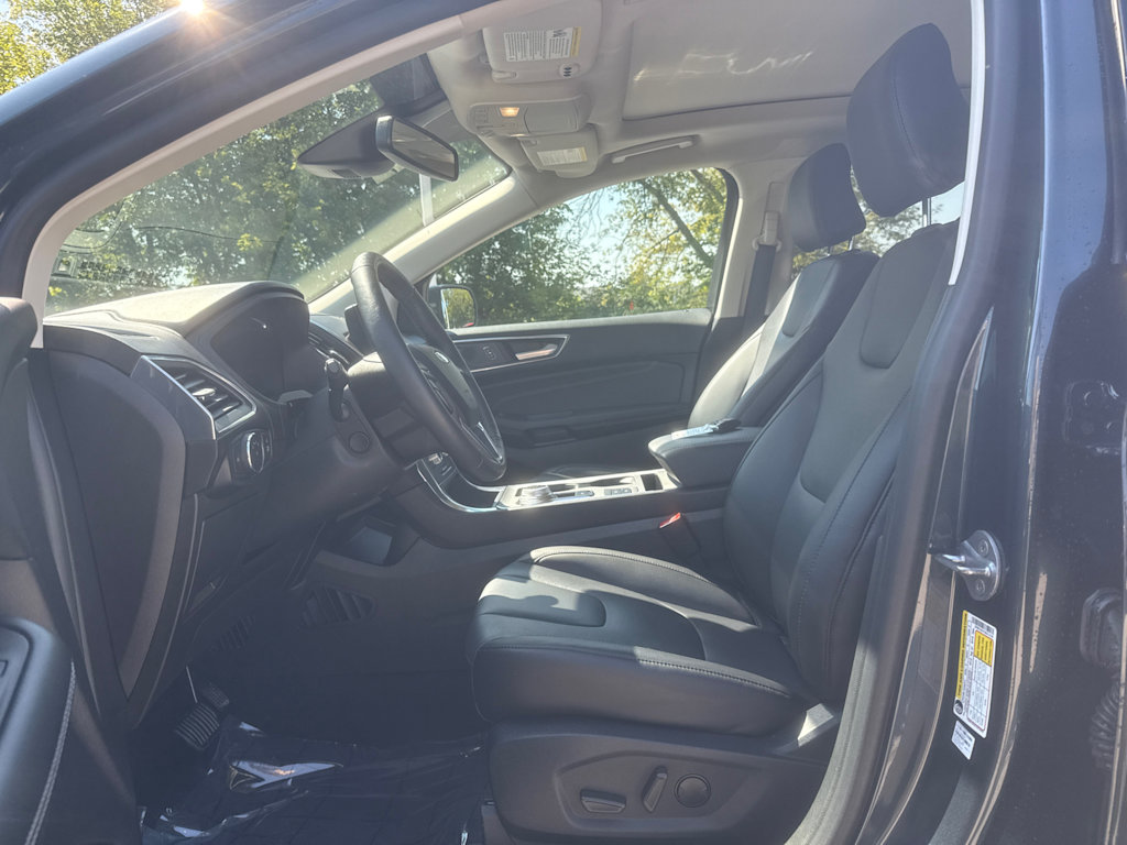 Thumbnail: 2022 Ford Edge - 6
