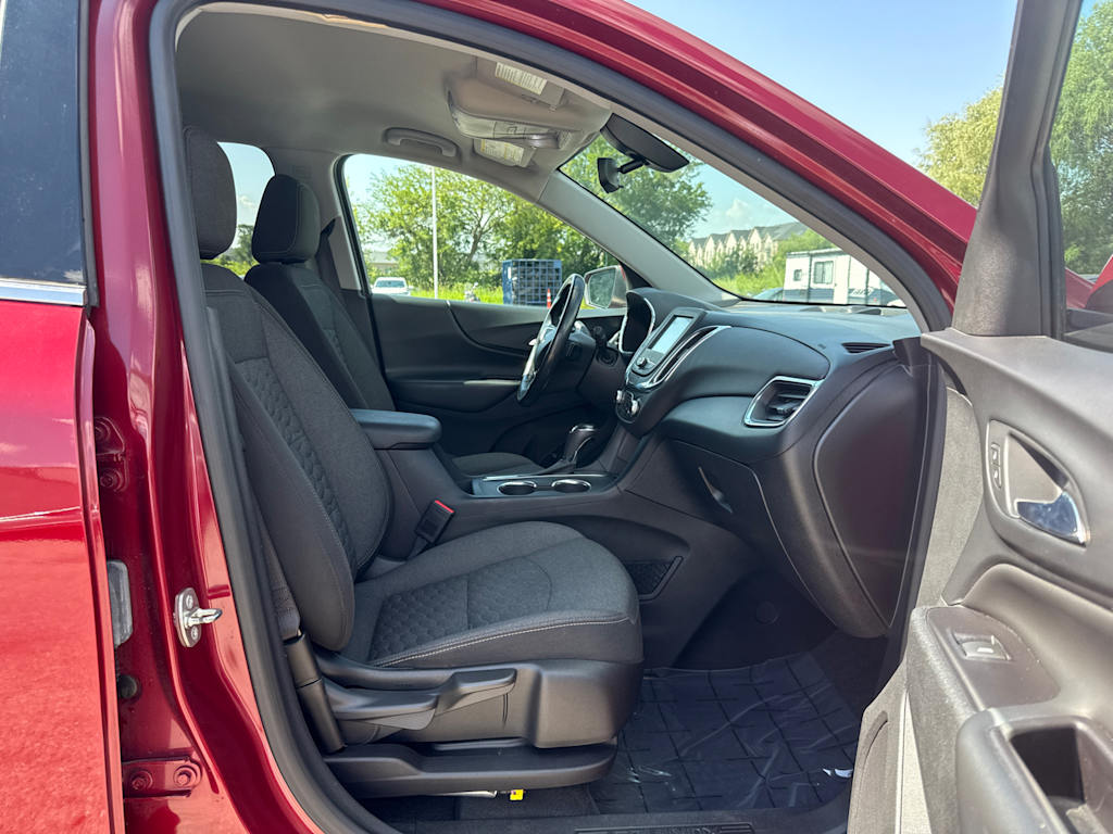 Thumbnail: 2018 Chevrolet Equinox - 7