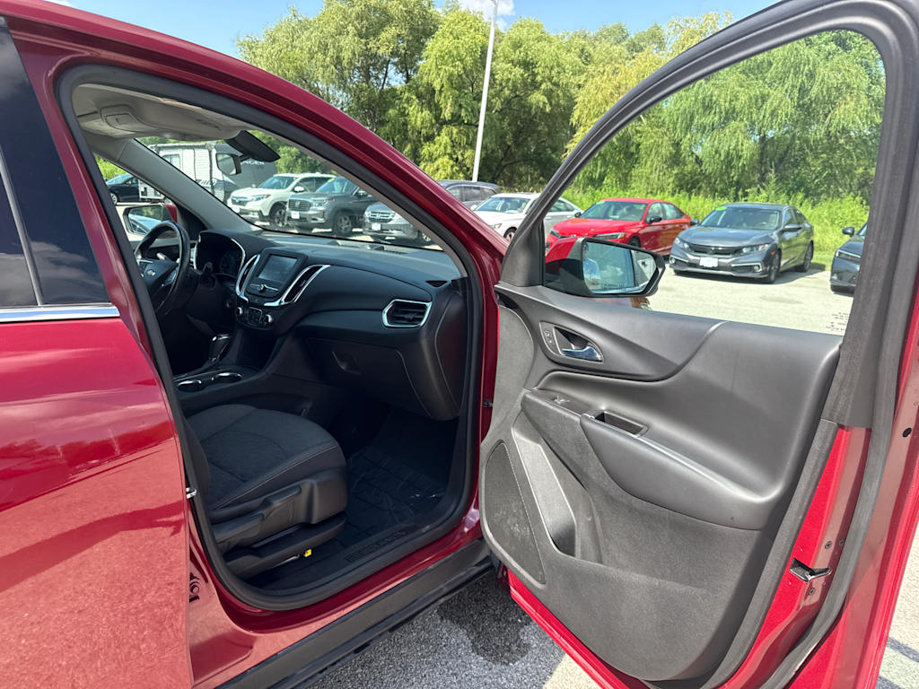 Thumbnail: 2018 Chevrolet Equinox - 22