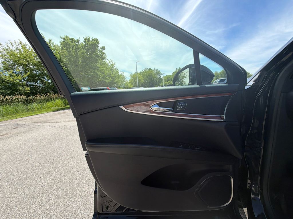 Thumbnail: 2018 Lincoln MKX - 22