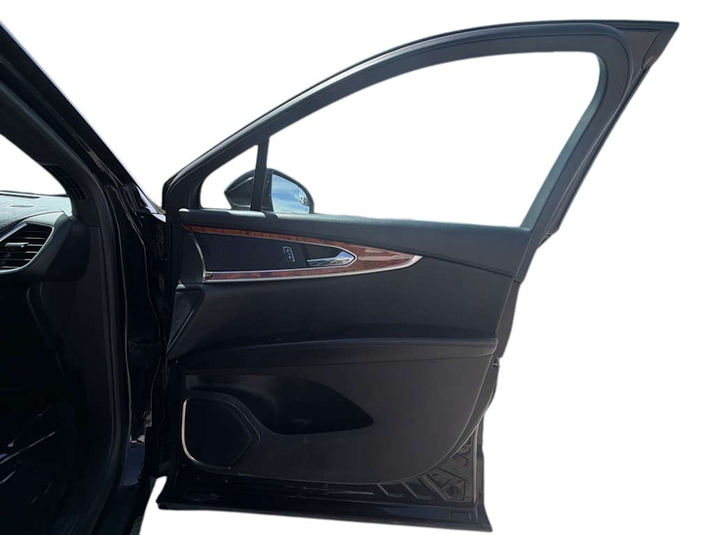 Thumbnail: 2018 Lincoln MKX - 16