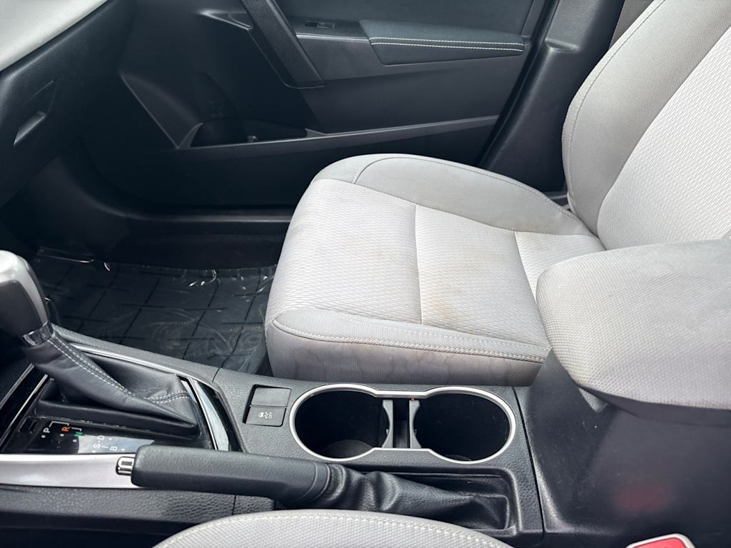 Thumbnail: 2015 Toyota Corolla - 11