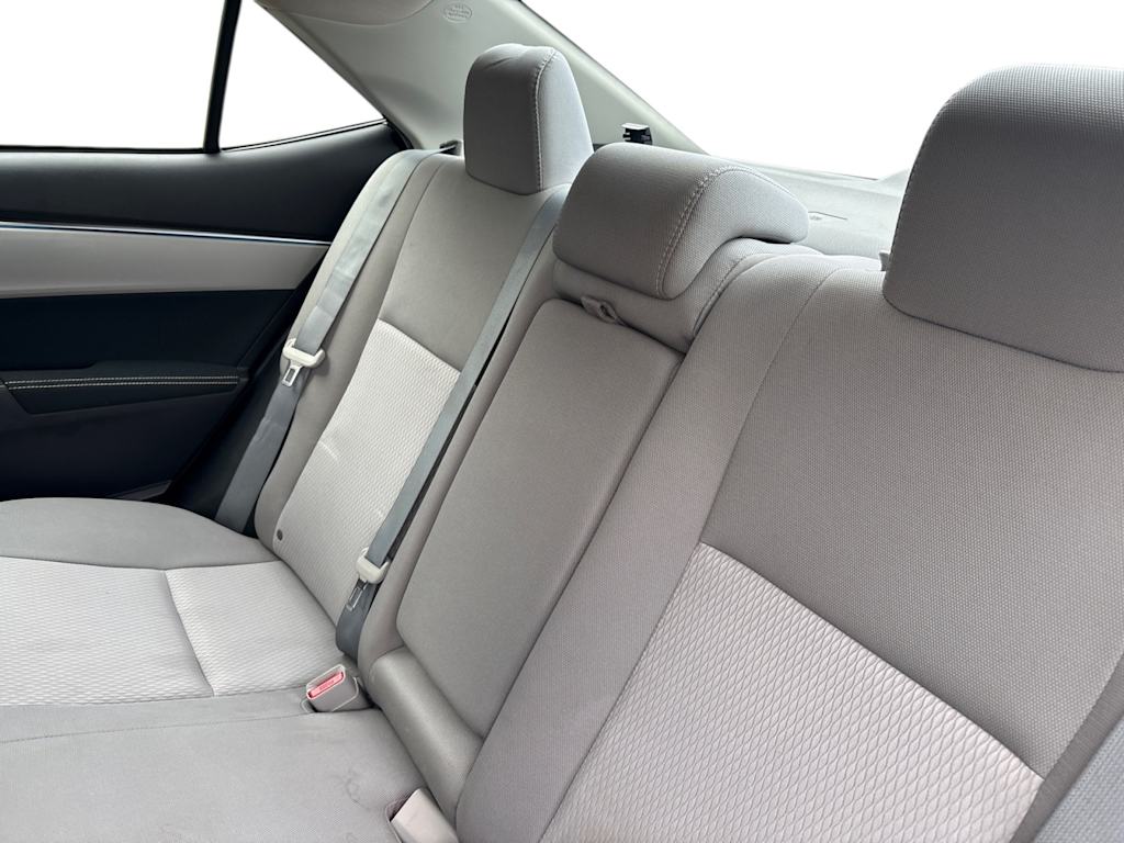 Thumbnail: 2015 Toyota Corolla - 9