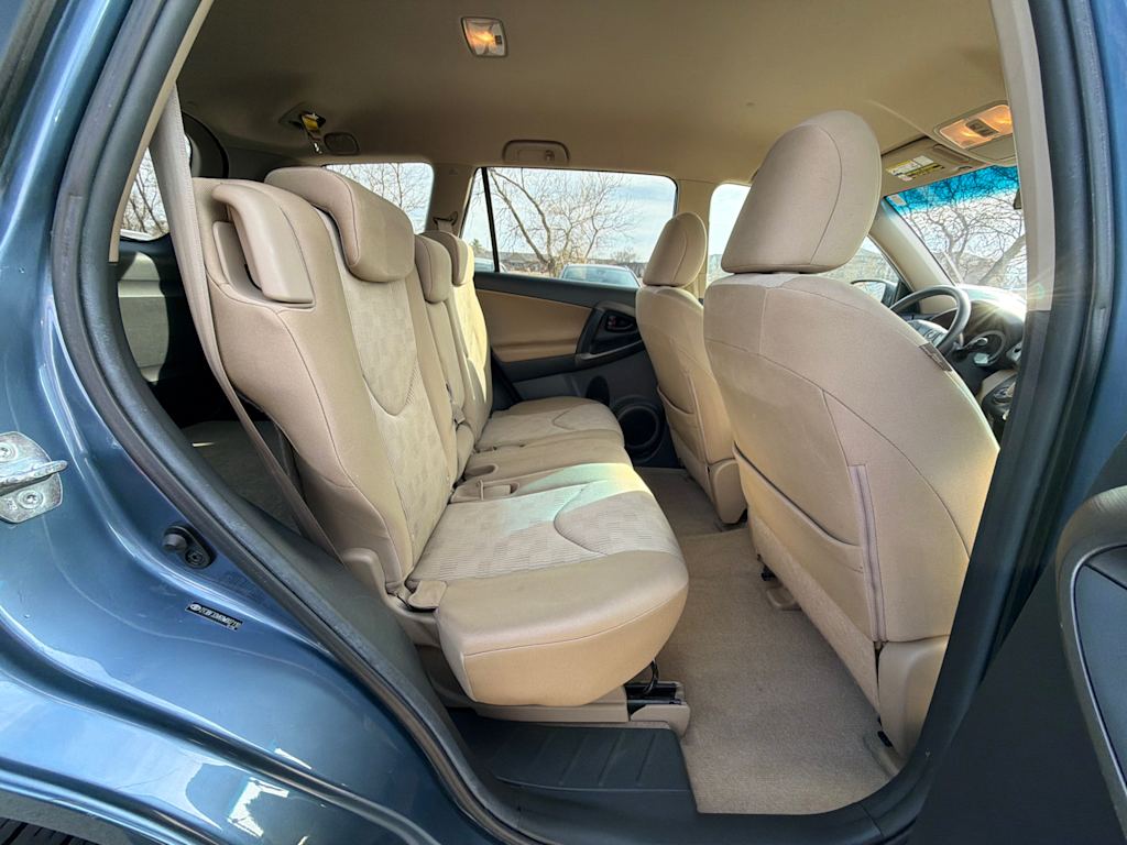 Thumbnail: 2009 Toyota RAV4 - 9