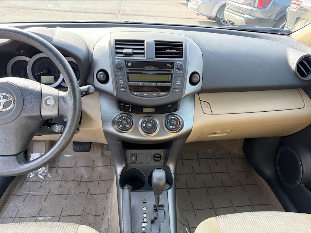 Thumbnail: 2009 Toyota RAV4 - 7