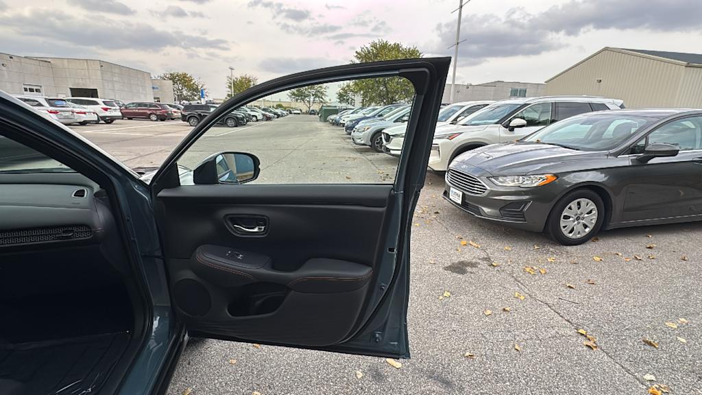 Thumbnail: 2026 Honda HR-V - 17