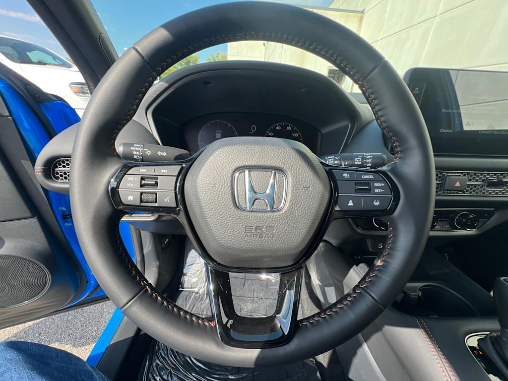 Thumbnail: 2026 Honda HR-V - 2