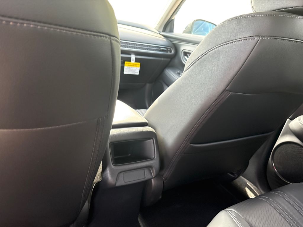 Thumbnail: 2027 Honda HR-V - 14