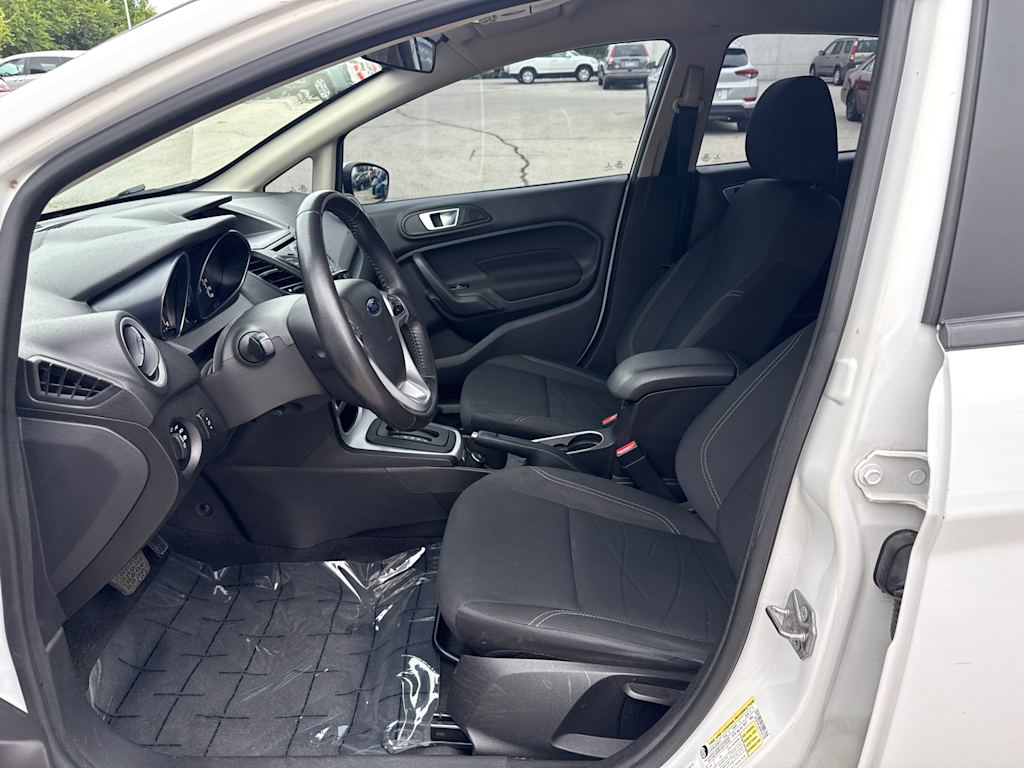 Thumbnail: 2015 Ford Fiesta - 9