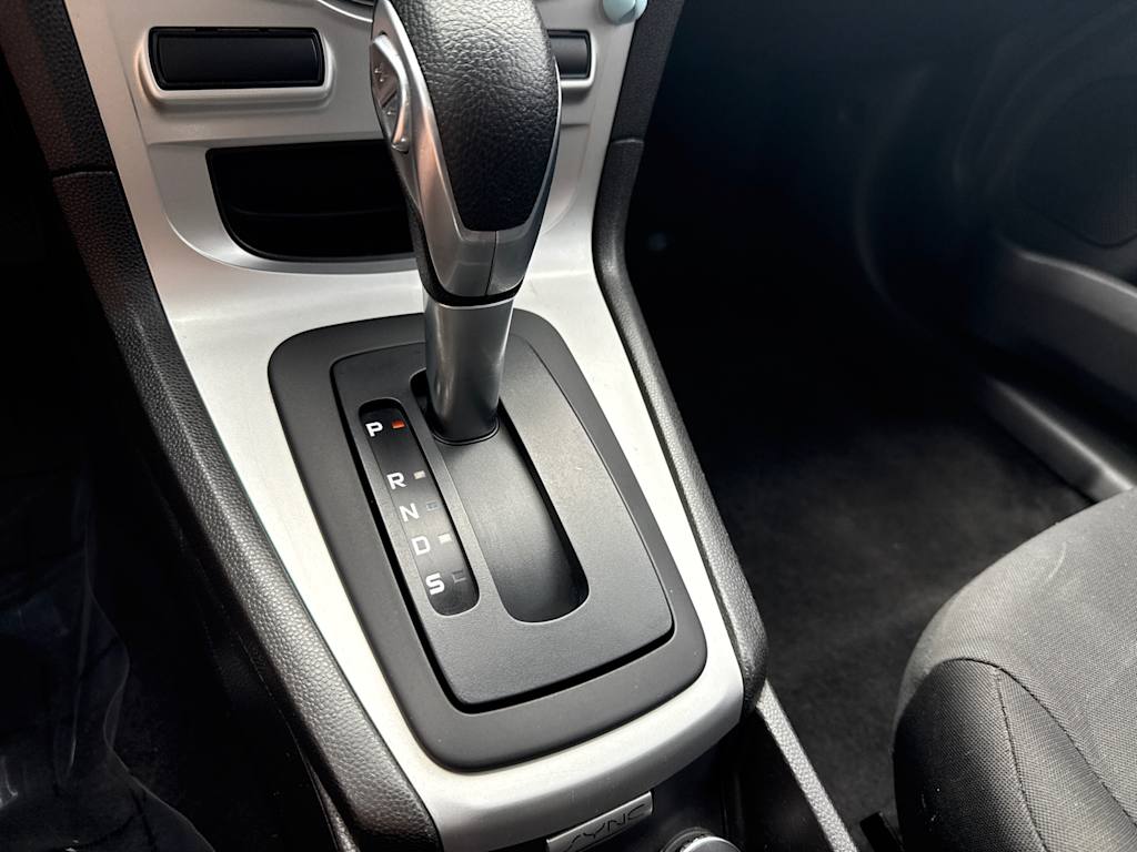 Thumbnail: 2015 Ford Fiesta - 13