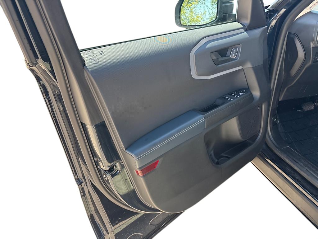 Thumbnail: 2022 Ford Bronco Sport - 17