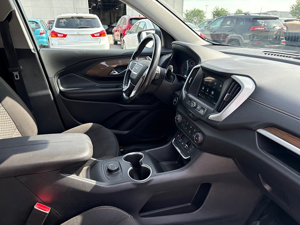 Thumbnail: 2019 GMC Terrain - 9