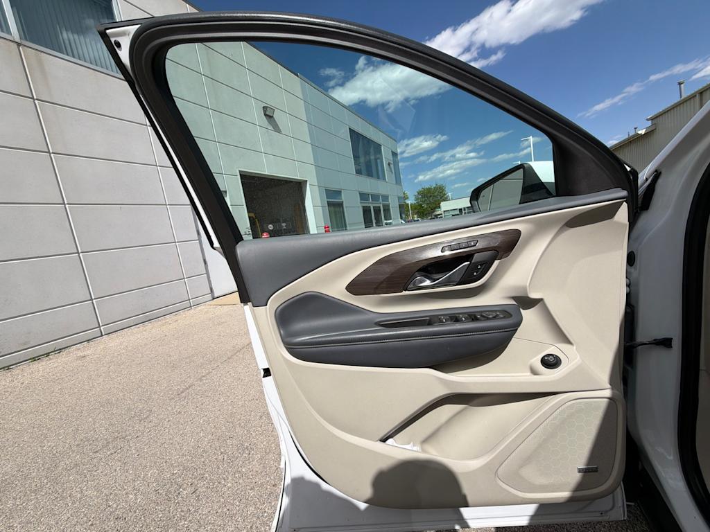 Thumbnail: 2022 GMC Terrain - 22