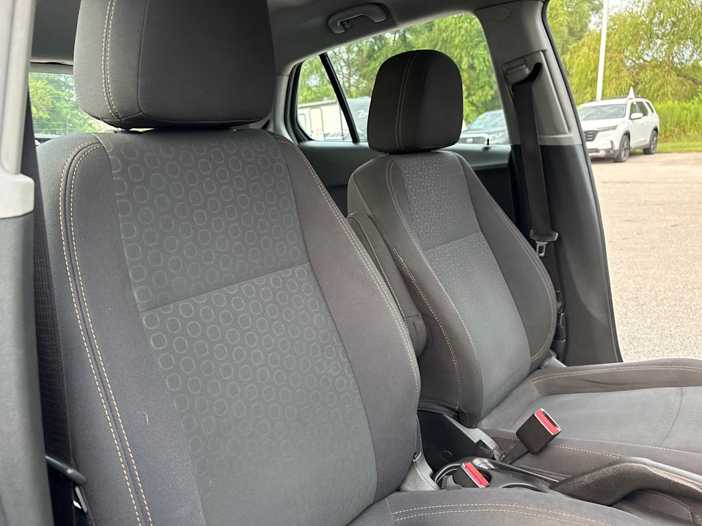 Thumbnail: 2018 Chevrolet Trax - 22