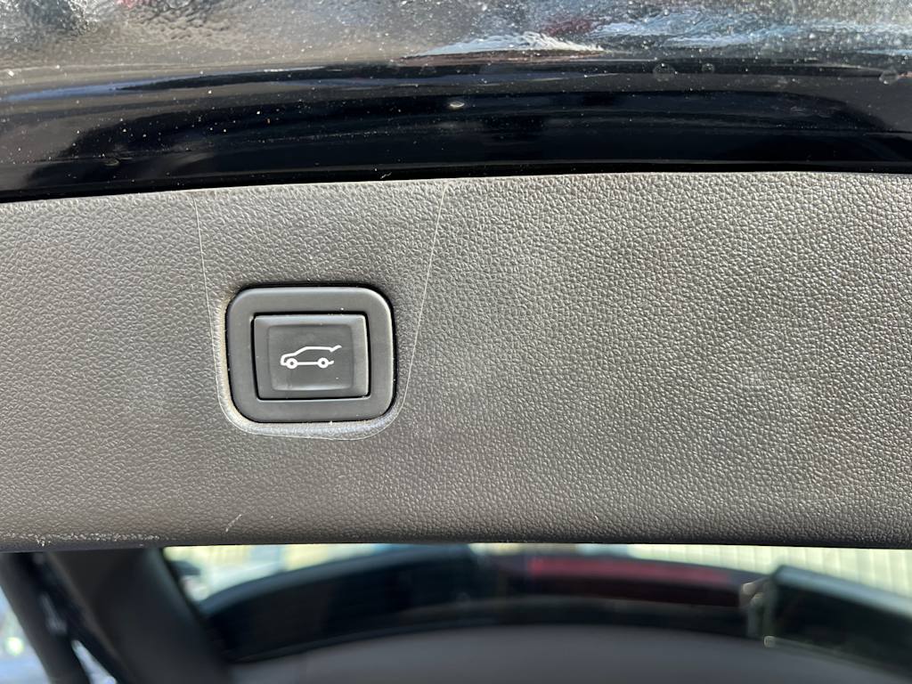 Thumbnail: 2022 Chevrolet Blazer - 19