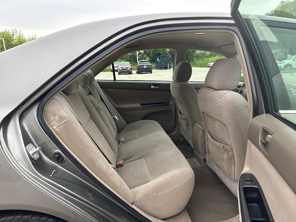 Thumbnail: 2005 Toyota Camry - 24