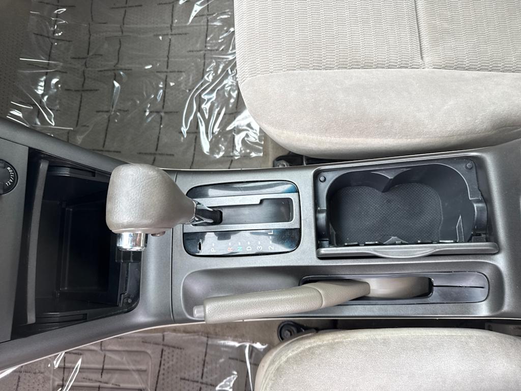 Thumbnail: 2005 Toyota Camry - 10