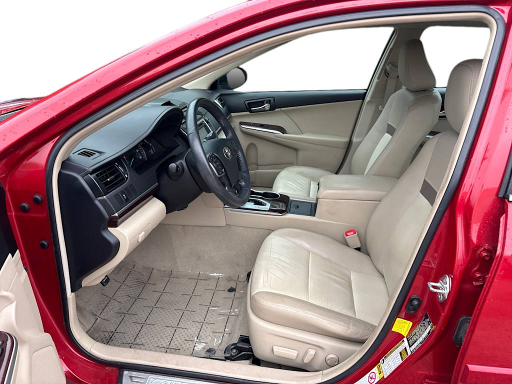 Thumbnail: 2012 Toyota Camry - 13