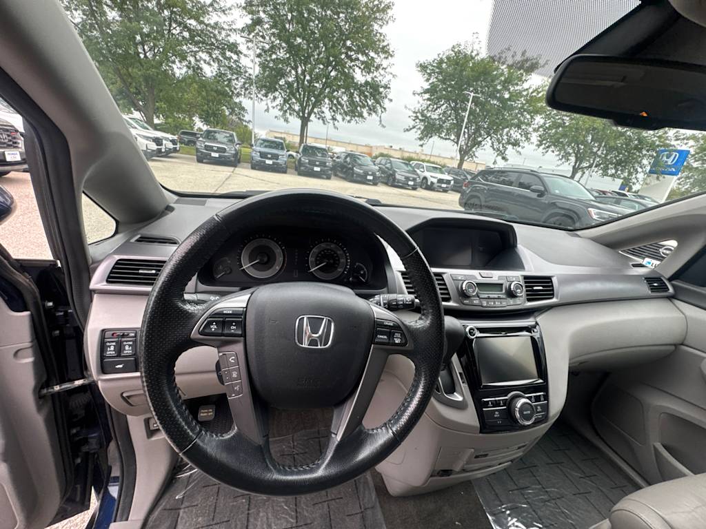 Thumbnail: 2014 Honda Odyssey - 2