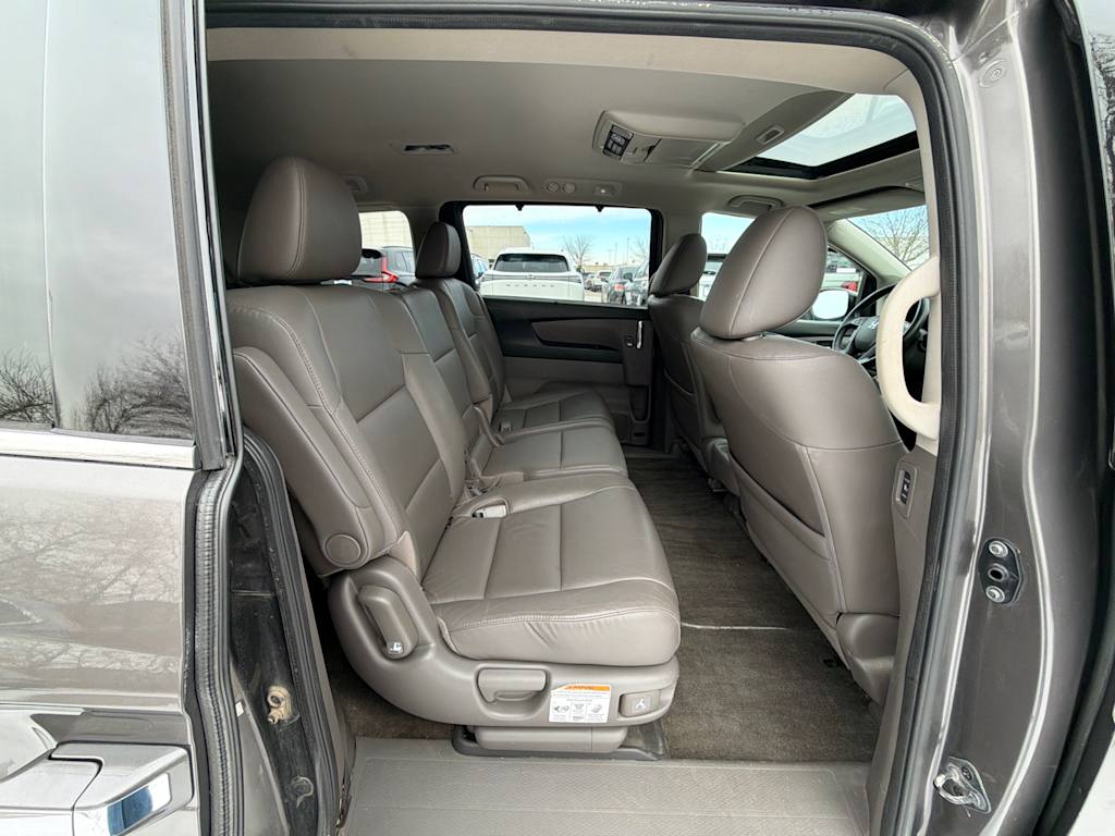 Thumbnail: 2015 Honda Odyssey - 8