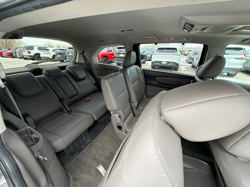 Thumbnail: 2015 Honda Odyssey - 17