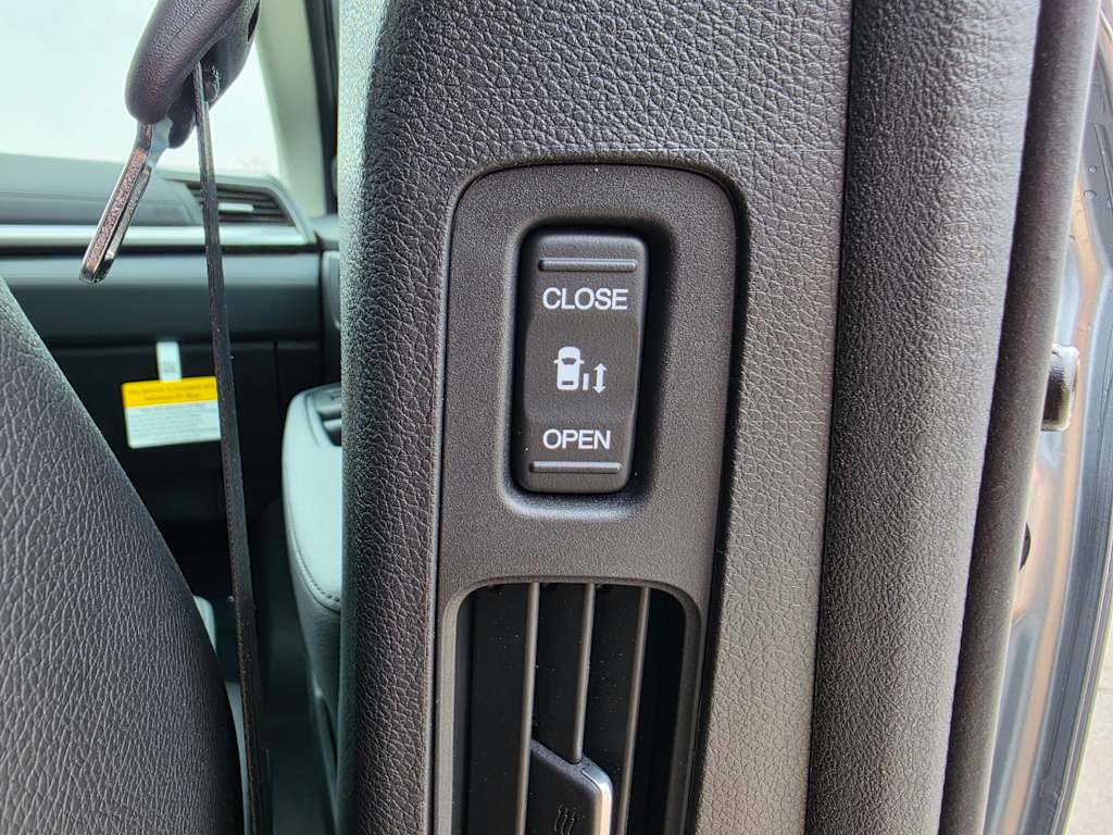 2026 Honda Odyssey EX-L - Photo 11