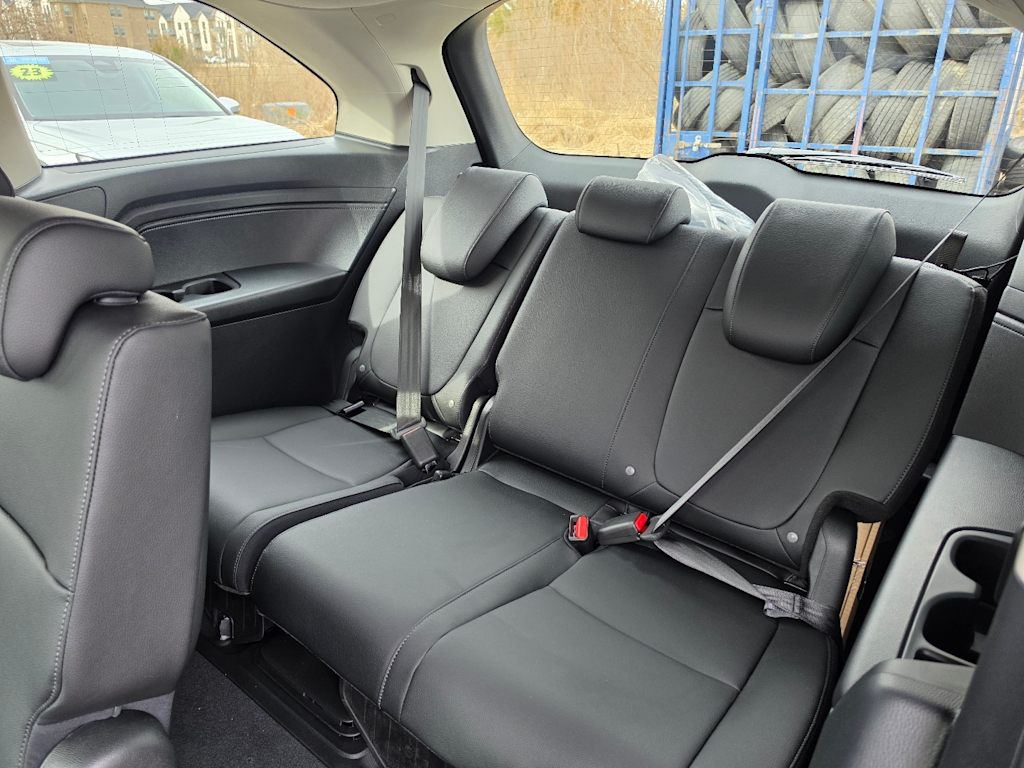 2026 Honda Odyssey EX-L - Photo 16