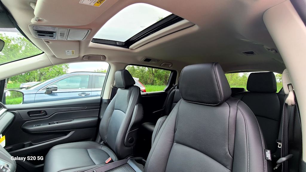 2026 Honda Odyssey EX-L - Photo 19