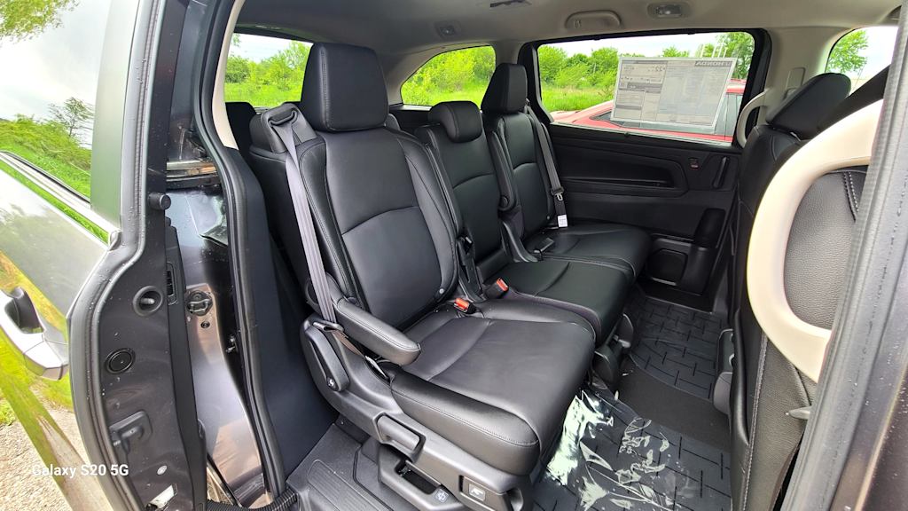 2026 Honda Odyssey EX-L - Photo 7