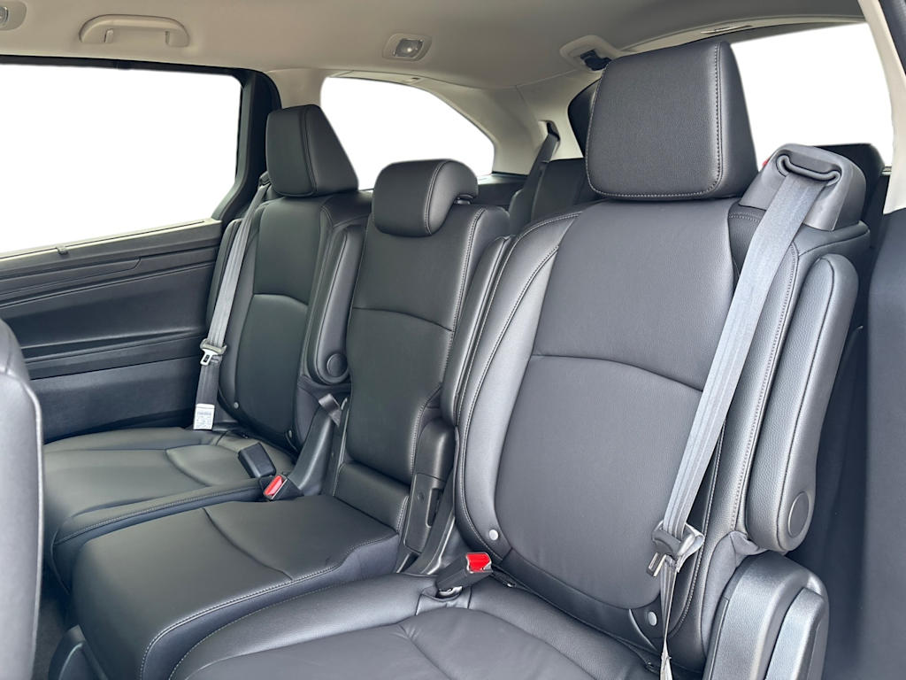 Thumbnail: 2026 Honda Odyssey - 16