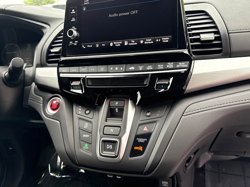 Thumbnail: 2026 Honda Odyssey - 9