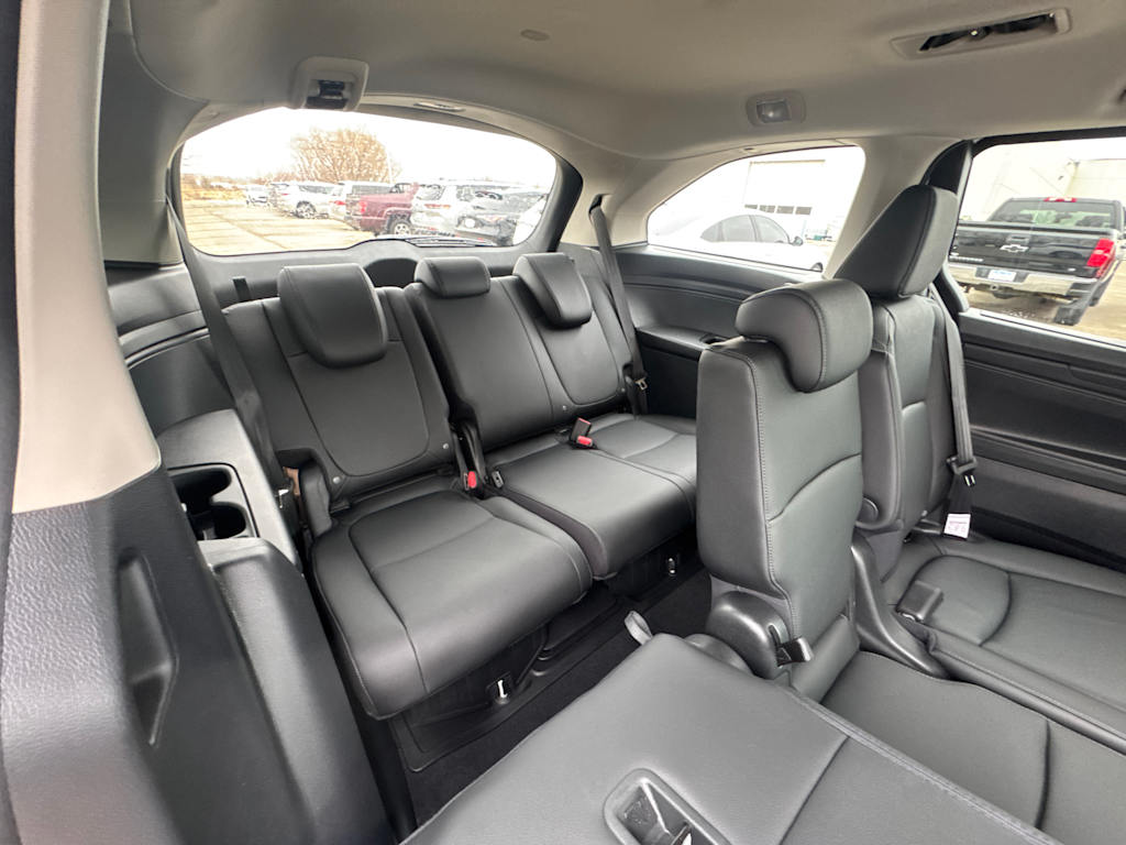 Thumbnail: 2026 Honda Odyssey - 15