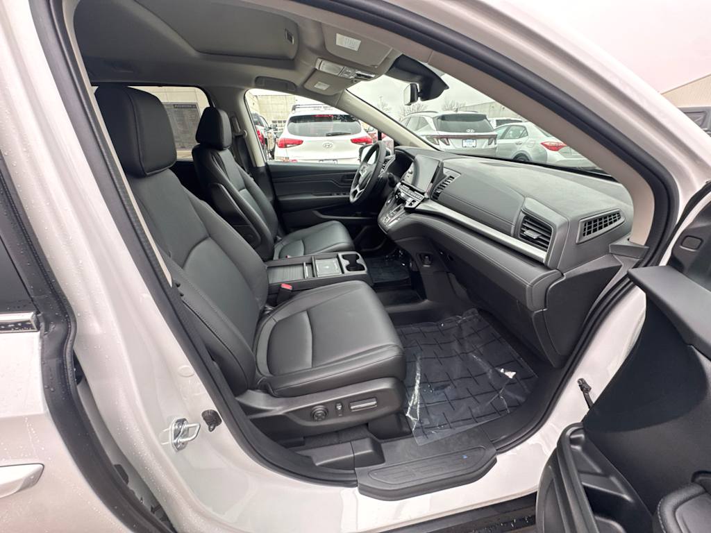 Thumbnail: 2026 Honda Odyssey - 5