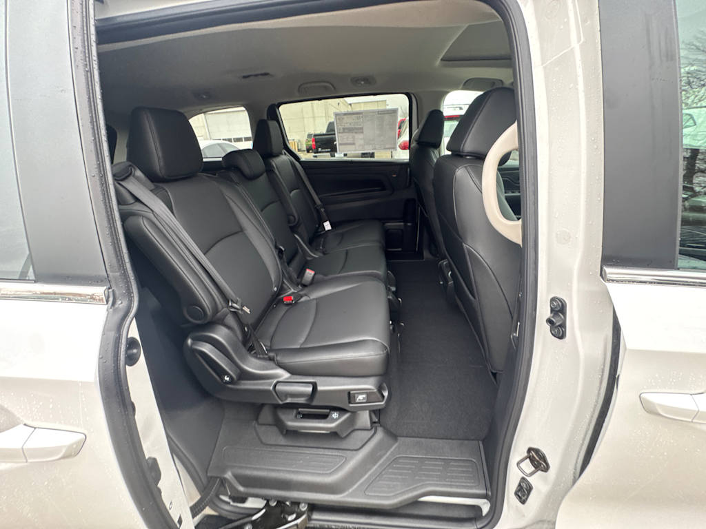 Thumbnail: 2026 Honda Odyssey - 6