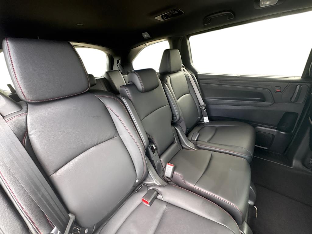 Thumbnail: 2026 Honda Odyssey - 17