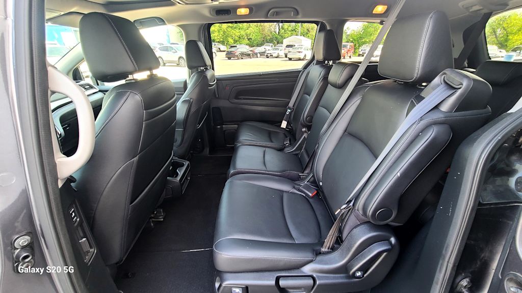 Thumbnail: 2023 Honda Odyssey - 16