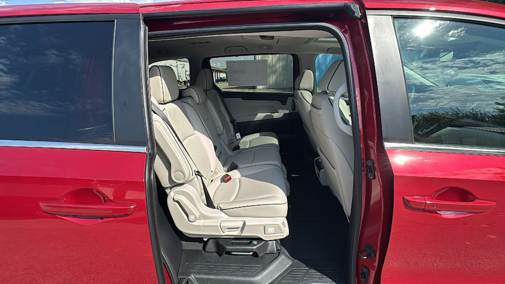Thumbnail: 2026 Honda Odyssey - 6