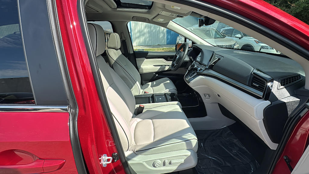 Thumbnail: 2026 Honda Odyssey - 5