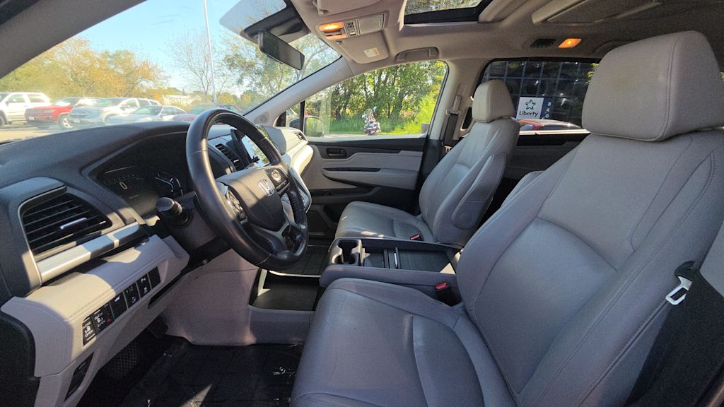 Thumbnail: 2018 Honda Odyssey - 9