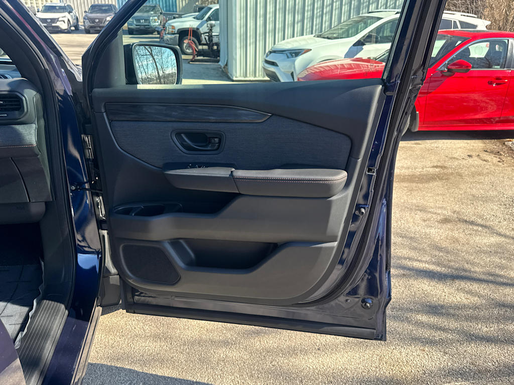 Thumbnail: 2026 Honda Passport - 16